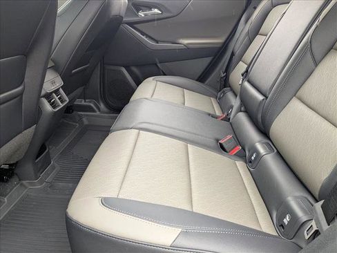 New 2026 Chevrolet Equinox LT w/ Convenience Package II FWD image 15