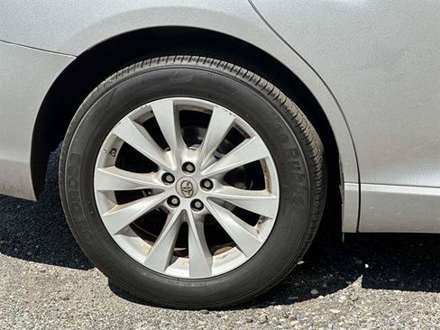 Used 2015 Toyota Venza XLE AWD/4WD image 25