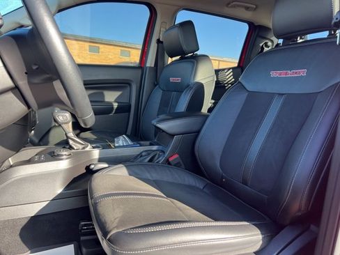 Certified 2023 Ford Ranger Lariat w/ Tremor Off-Road Package image 18