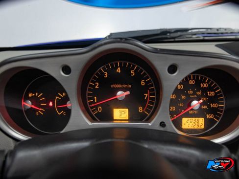 Used 2006 Nissan 350Z Touring image 10