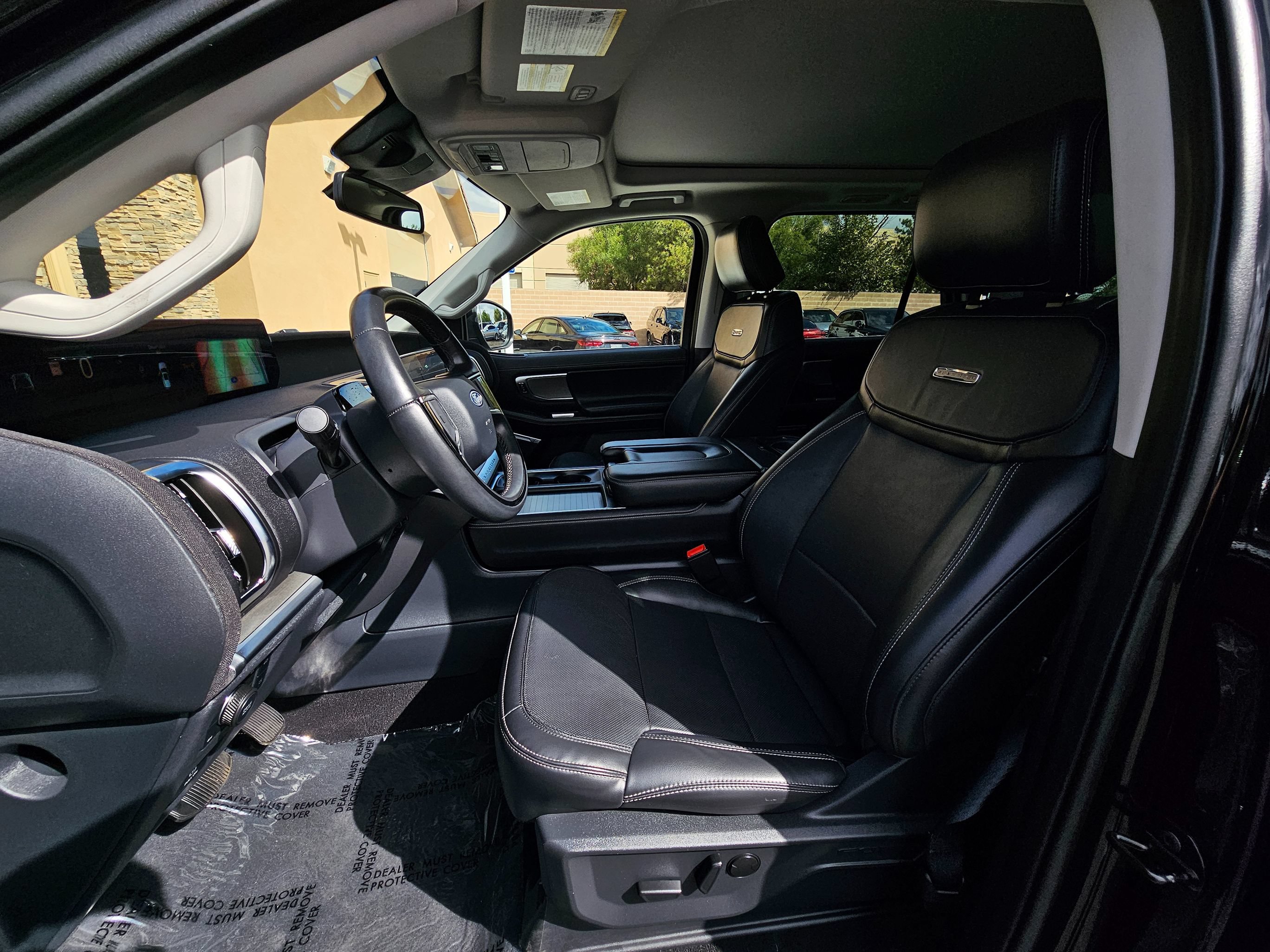 Used 2025 Ford Expedition Max Platinum AWD/4WD image 17