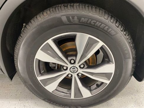 Used 2019 Nissan Murano S image 10