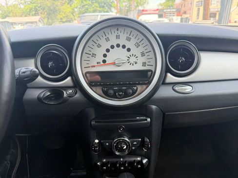 Used 2011 MINI Cooper Hardtop FWD image 12