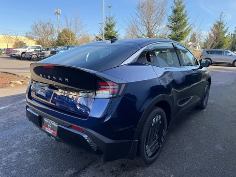 New 2026 Nissan Leaf image 5