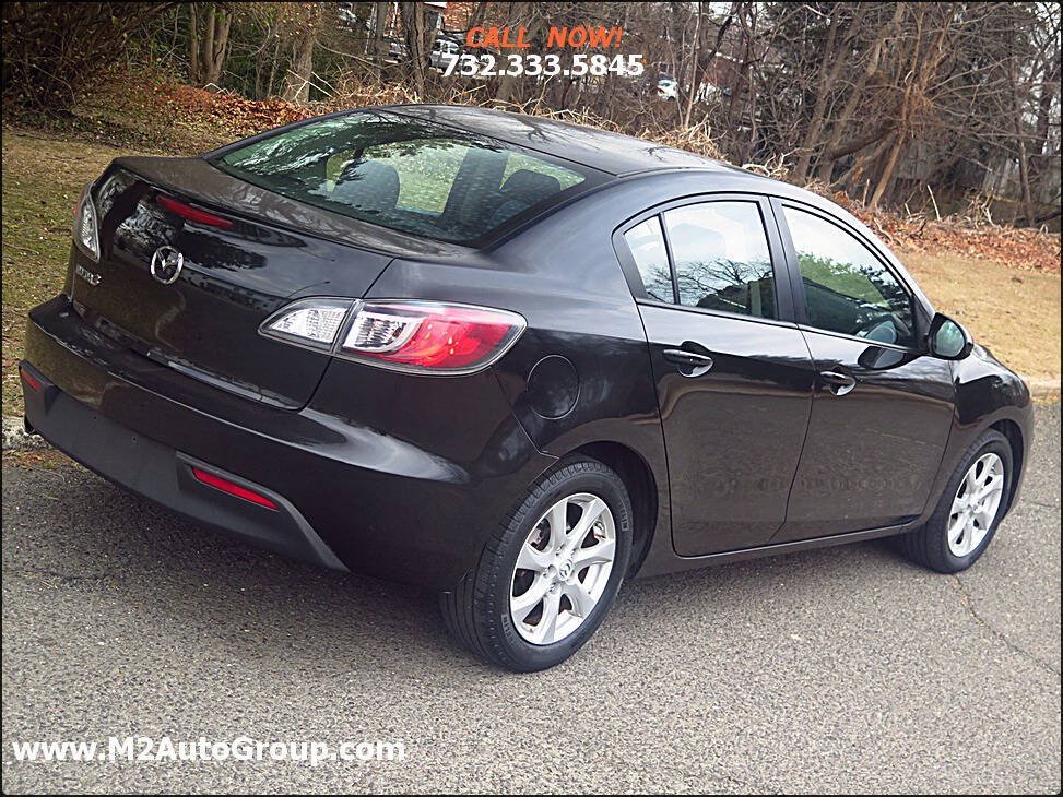Used 2011 MAZDA MAZDA3 i Touring FWD image 21