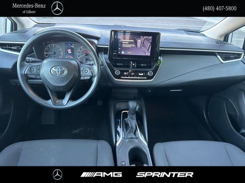 Used 2025 Toyota Corolla LE image 19