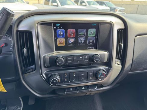 Used 2018 Chevrolet Silverado 1500 LT w/ Trailering Package image 30
