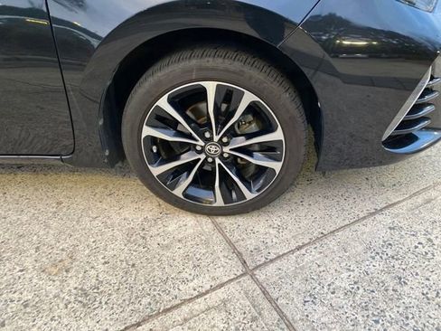 Used 2018 Toyota Corolla SE image 23