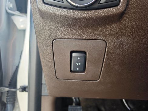 Used 2017 Ford F150 King Ranch w/ Equipment Group 601A Luxury AWD/4WD image 47