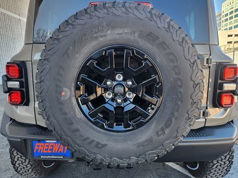 Used 2025 Ford Bronco Raptor image 28