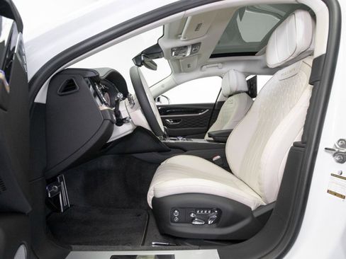 Used 2022 Bentley Flying Spur W12 AWD/4WD image 26