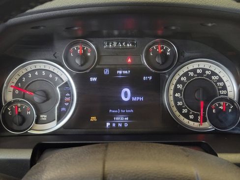 Used 2017 RAM 1500 Big Horn AWD/4WD image 23