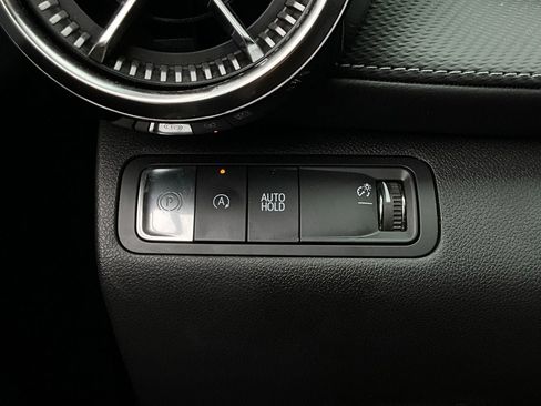 Used 2025 Chevrolet Equinox LT image 21