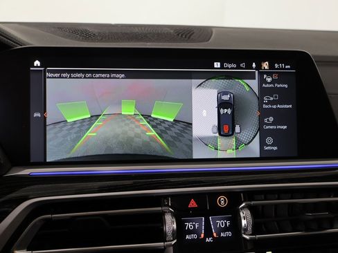 Used 2022 BMW X7 xDrive40i w/ M Sport Package image 7