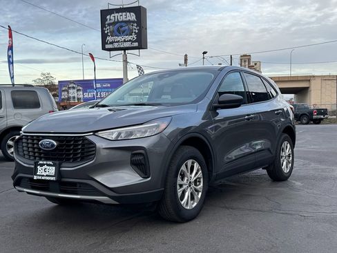 Used 2025 Ford Escape Active image 4
