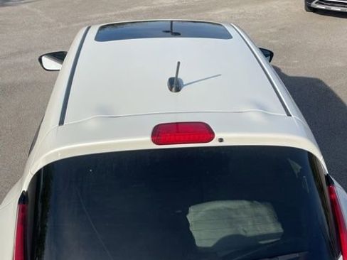 Used 2016 Nissan Juke SV w/ Technology Package image 3