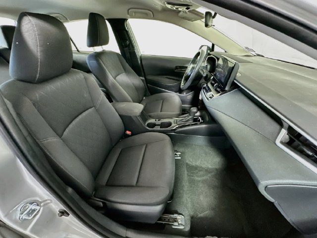 Certified 2025 Toyota Corolla LE FWD image 27