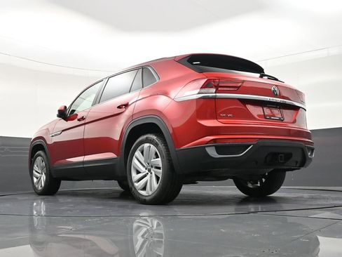 Used 2022 Volkswagen Atlas Cross Sport SE w/ Panoramic Sunroof Package image 25