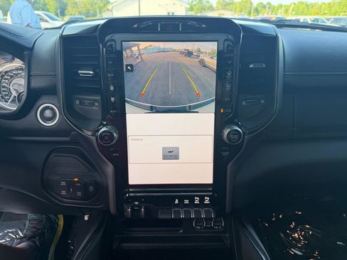 Used 2022 RAM 1500 Laramie AWD/4WD image 28