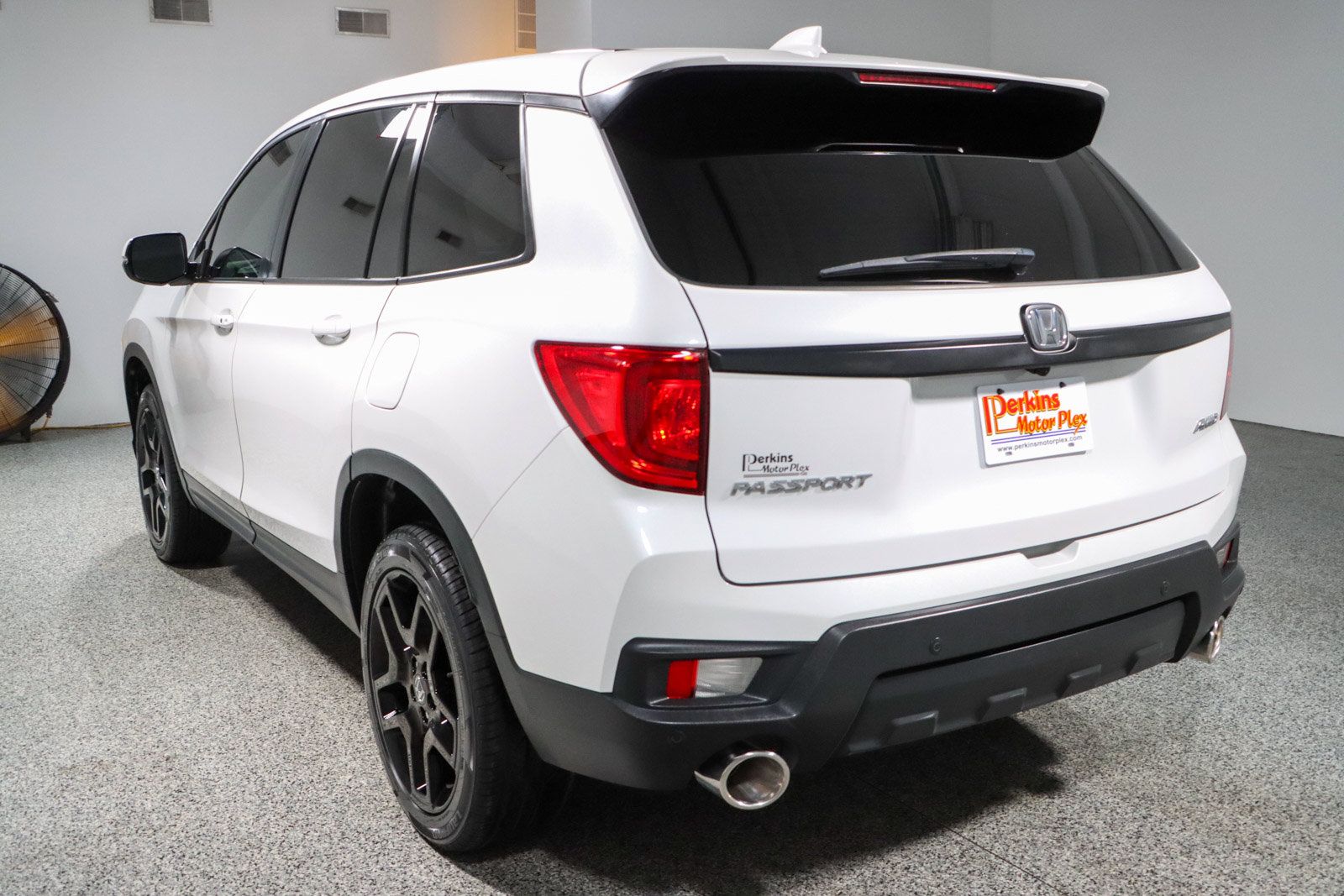 Used 2023 Honda Passport EX-L image 9