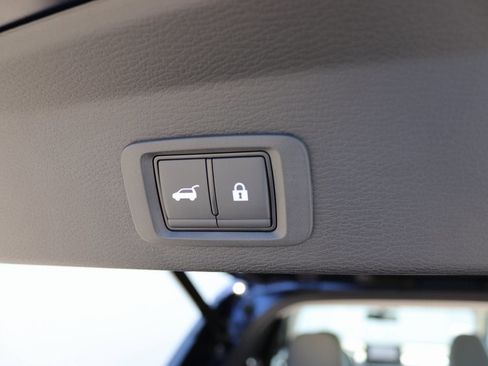 New 2025 Mitsubishi Outlander SEL image 28