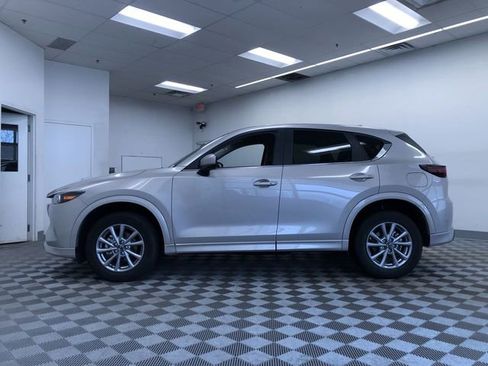 Used 2025 MAZDA CX-5 AWD 2.5 S w/ Select Package image 12