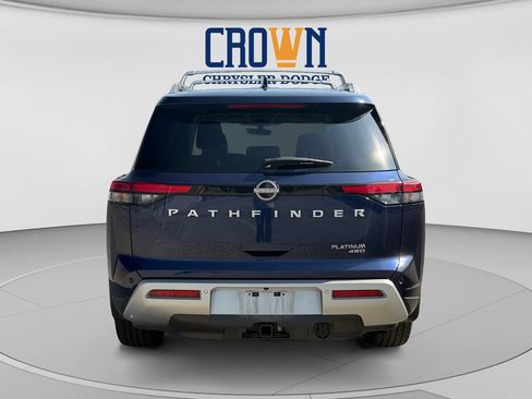 Used 2024 Nissan Pathfinder Platinum w/ Cargo Package AWD/4WD image 4