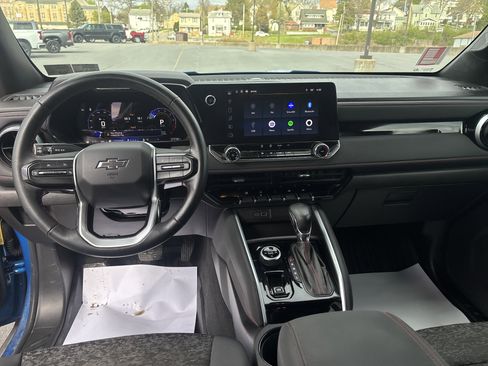 Used 2024 Chevrolet Colorado Z71 w/ Advanced Trailering Package AWD/4WD image 14