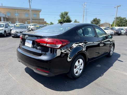 Used 2018 Kia Forte LX w/ LX Rear Camera Package FWD image 3