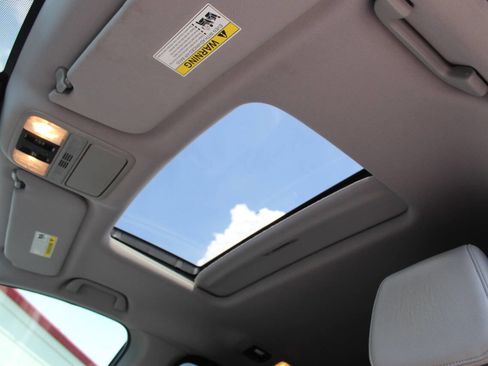 Used 2018 Honda Odyssey EX-L image 25