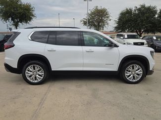 Used 2025 GMC Acadia Elevation w/ Elevation Premium Package FWD video 2