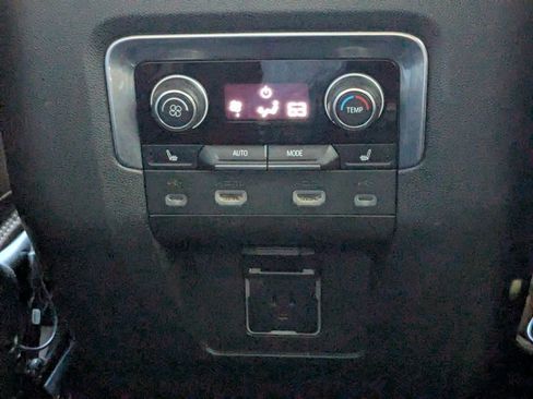 Used 2021 Chevrolet Tahoe High Country w/ Premium Package AWD/4WD image 20