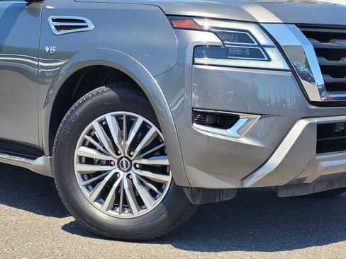 Used 2022 Nissan Armada SL w/ Captain's Chairs Package RWD image 4
