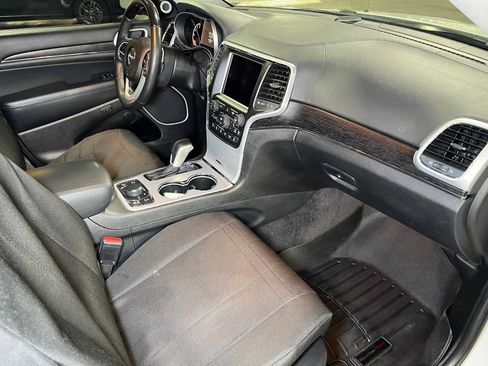 Used 2018 Jeep Grand Cherokee Summit AWD/4WD image 11