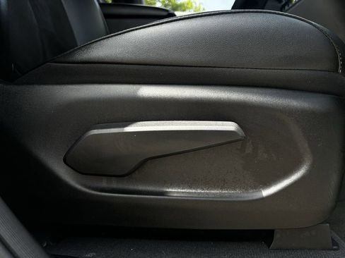 Used 2023 Jeep Grand Cherokee L Laredo RWD image 30