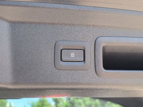 Used 2025 MAZDA CX-30 AWD 2.5 S w/ Preferred Package image 17