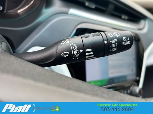 Used 2018 Chevrolet Bolt LT FWD image 24