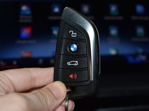 Certified 2024 BMW i4 xDrive40i w/ Premium Package image 15