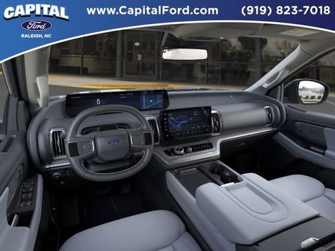 New 2026 Ford Expedition Platinum w/ Driver's Package image 9