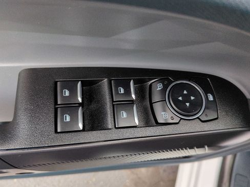 Used 2025 Ford Maverick Lobo AWD/4WD image 15
