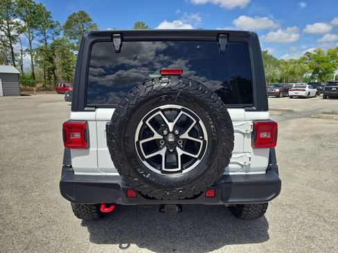 Certified 2025 Jeep Wrangler Unlimited Rubicon image 5