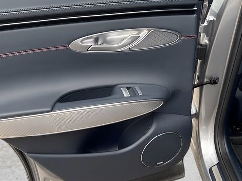 Used 2024 Genesis GV70 2.5T w/ Sport Prestige Package image 15