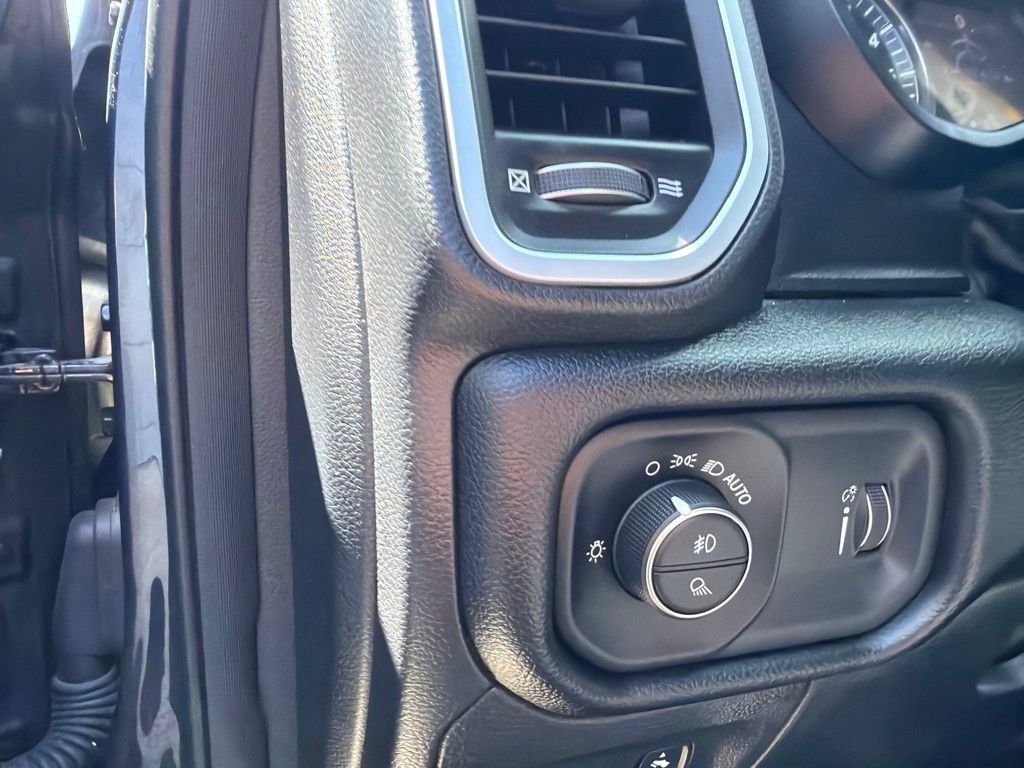 Used 2021 RAM 1500 Big Horn AWD/4WD image 21