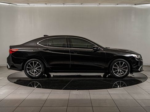 Used 2018 Acura TLX V6 FWD image 4