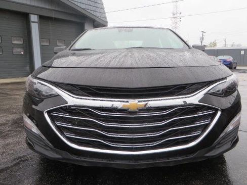 Used 2024 Chevrolet Malibu LT FWD image 5
