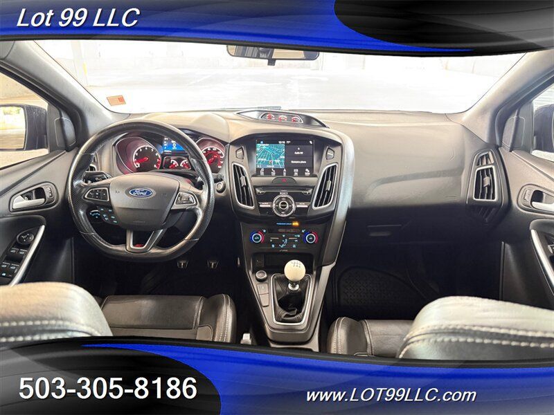Used 2017 Ford Focus ST w/ Equipment Group 401A FWD image 10