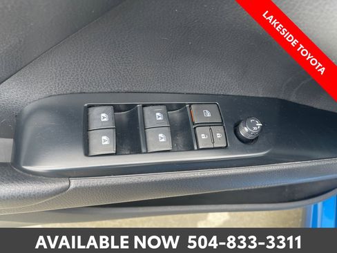 Used 2020 Toyota Camry SE FWD image 26