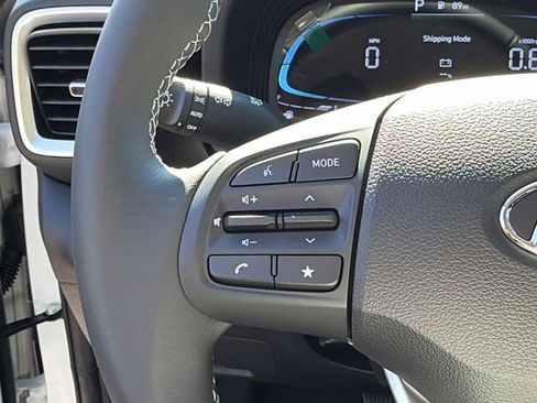 New 2026 Hyundai Venue SEL FWD image 30