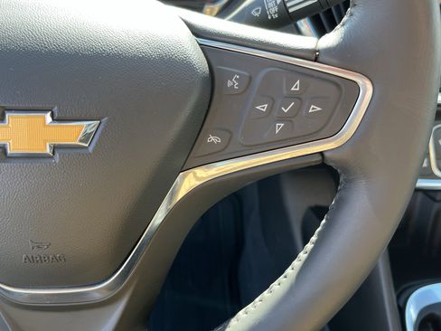 Used 2018 Chevrolet Volt Premier w/ Driver Confidence Package image 21