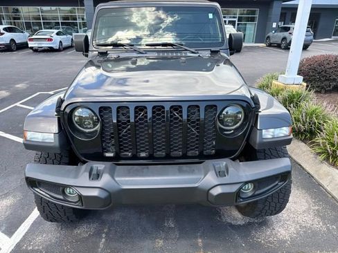 Used 2021 Jeep Gladiator Sport AWD/4WD image 10